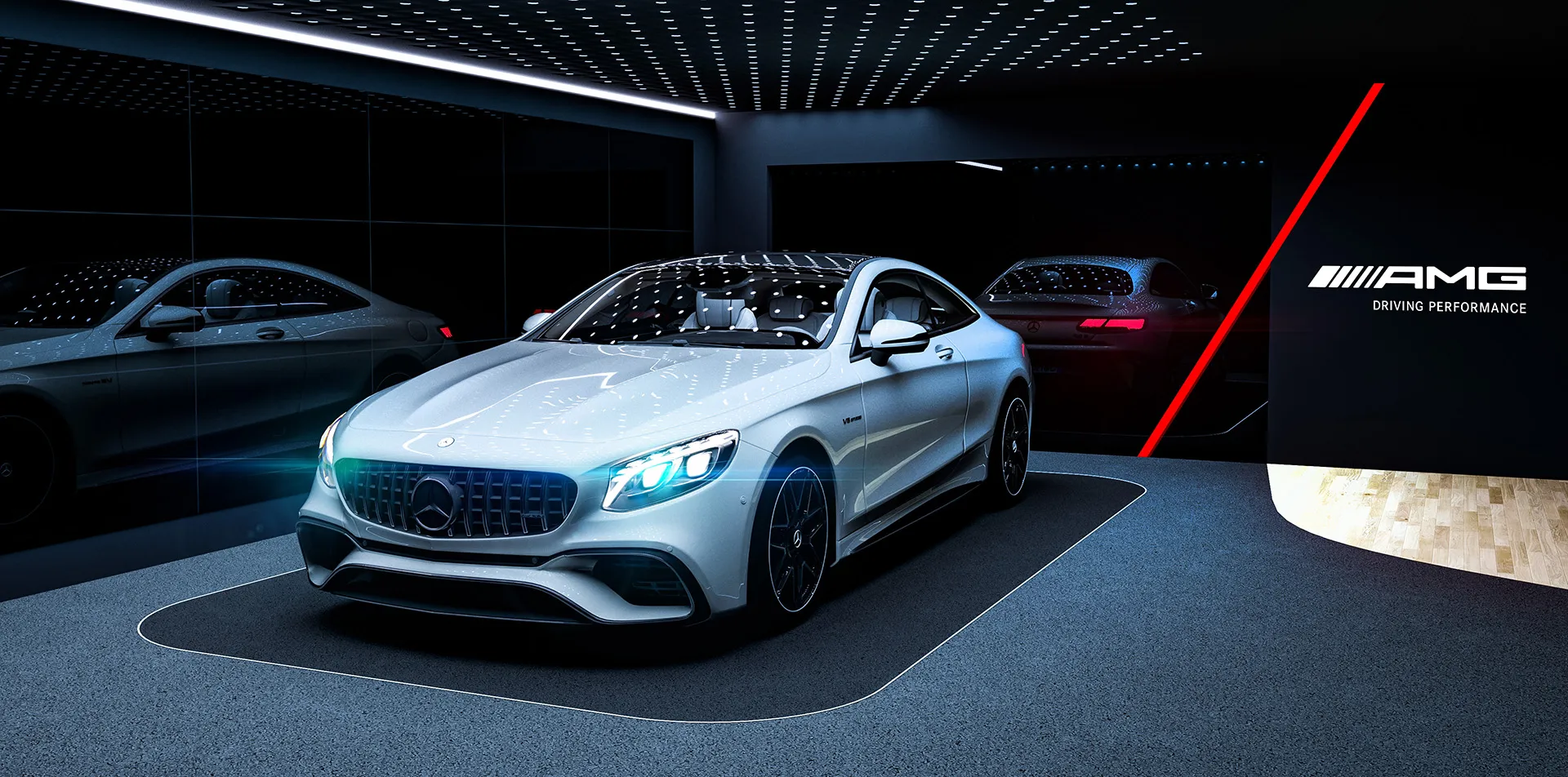 virtuelles 3D modellierter Showroom mit einem silbernen Mercedes